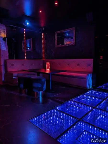 Photo 2 de La Courtisane Club Libertin, lieu libertin à Cannes